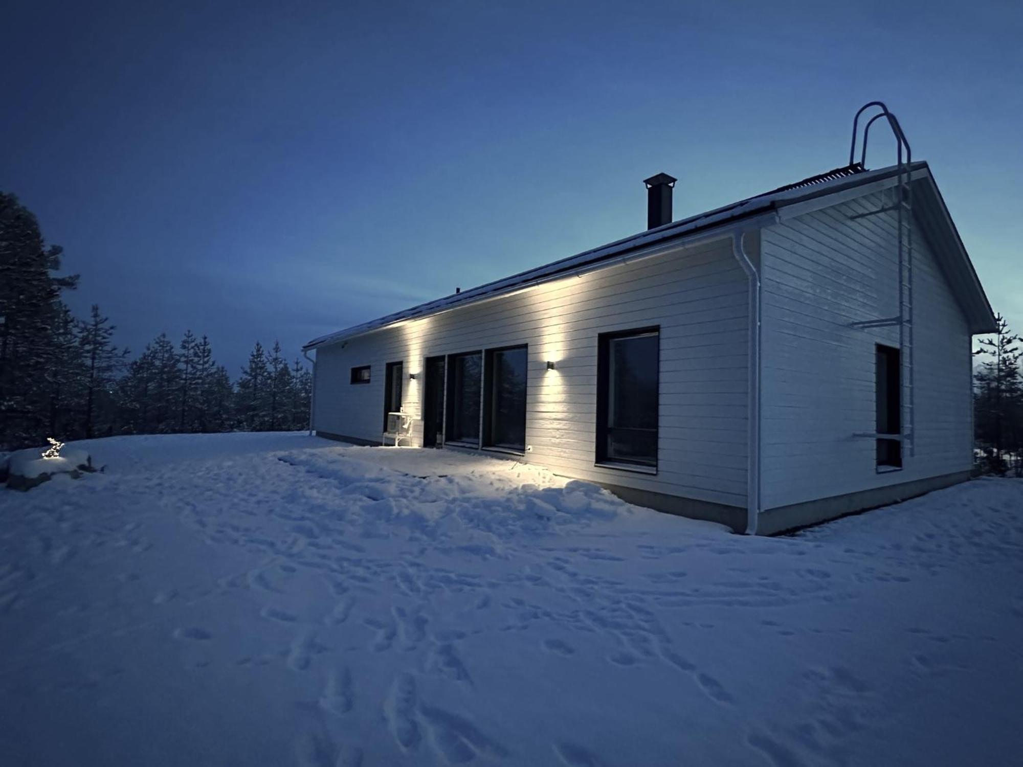 Brand New! Villa Moon Rovaniemi Esterno foto